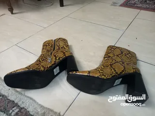  1 اتنين شوز للبيع