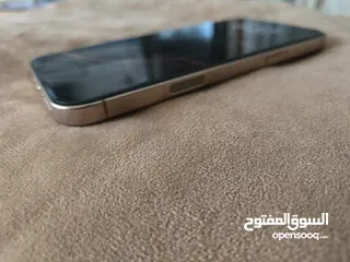  4 IPhone 16 Pro max