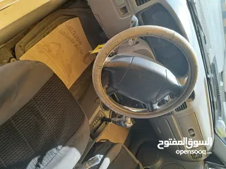  4 كيا ريو 2005 للبيع