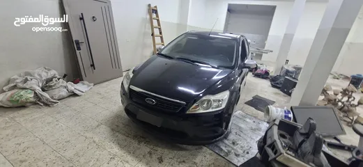  10 فورد فوكس موديل 2010_اتومتيك _ماتور 1600اصل برايفت فحص نظيف نص كاش ونص شيكات