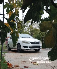  2 سكودا فابيا 2014 جير اصل براايفت للبيع