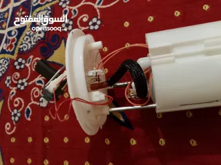  2 مدري شو اكتب الي وده يتواصل يبعث واتس مافي خط اتصال