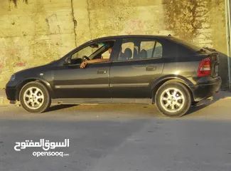  2 غرفة جديدة  دهان جديد  جير عادي 5 غيار  تسير 280 الف كم