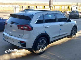  8 كيا نيرو كهرباء 2020 كهرباء كامل فل مع فتحة تورنج اقساط على الهوية فقط