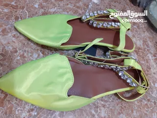  10 ملابس للبيع