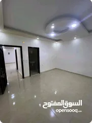  7 شقه للبيع كاش