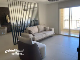  4 Beautiful 3 bedroom 2.5 bathrooms apartment