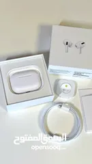  1 ايربودز برو 2 الجديدة, سماعات الأذن المنتظرة AirPods Pro 2 مختومة من شركة آبل.