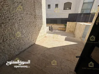  21 شقة مميزة - خلدا - 4نوم 1ماستر - 300م داخلي - ارضية مع ترسات وحديقة بمساحة 400م - قرب الخدمات