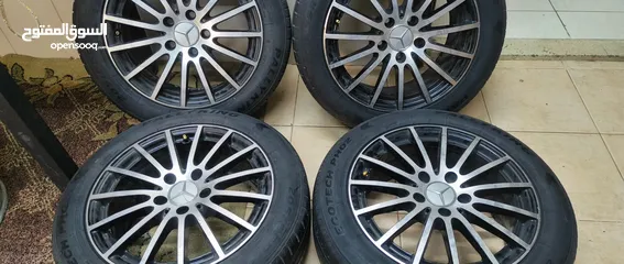  8 جنوط مرسيدس مع كوشوك نضيف جدا جدا استخدام شهر مع جنط سبير
