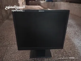  1 شاشه لينوفو و كيبورد بضوي