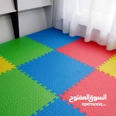  9 فني تركيب جميع أنواع الموكيت-فني تركيب أرضيات باركيه خشب-تركيب أرضيات bvc-عشب صناعي -بلاط موكيت