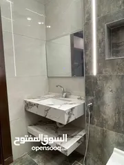  6 شقة سوبر ديلوكس مع روف فاخر