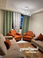  2 شقة للايجار في الطيرة بعد دوار نبيل الشقة مطلة ومفروشة ويوجد مخزن وموقف خاص مع الشقة