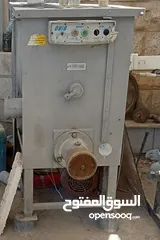  1 ماكنه فرم لحوم ومخللات صناعيه وفرن بخار للبيع