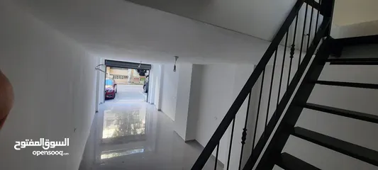  3 محل تجاري للايجار او الضمان