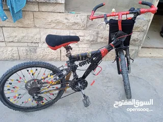  4 دراجة هوائية