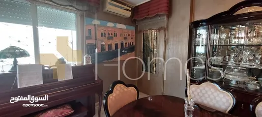 7 فيلا مفروشة متلاصقة للبيع في منطقة دير غبار ، بمساحة بناء 390م ، و مساحة ارض 360م