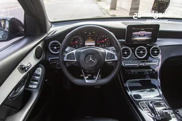  10 Mercedes Glc250 2017 Amg kit Gazoline   اللون :  فيراني من الداخل اسود  السيارة وارد الوكالة