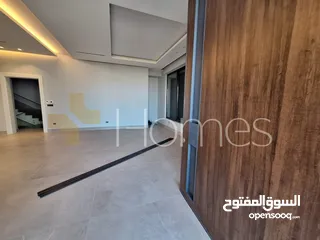  1 فيلا مع مسبح للبيع في عبدون بمساحة بناء 715م