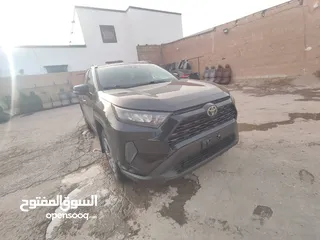  4 راف 4 2021 LE 4wd جات ذه اسبوع اتوماتيك ايصانص مافات ارقمت كاطعة 22000 الف كلم ا