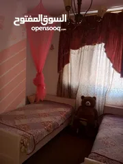  8 شقه استثماريه مؤجره في موقع مميز وبسعر مناسب جدا بداعي السفر من المالك مباشره