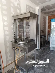  3 عدة مطعم مياكن شاورما و ثلاجه و صاج فلافل و ماكنه للبطاطا
