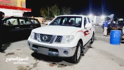  9 Nissan Navara 2015pickup