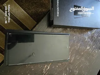  6 جهاز جالكسي s23ultra 256 مع 12 رام بحالة ممتازة شبه جديد شرق اوسط استعمال بنت يعني الجهاز نضيف جدا