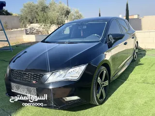  6 سيات ليون  ترخيص 16 يوجد ترخيص وتأمين شامل فحص نظيف