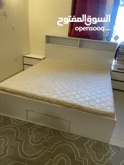  1 Bed with matress