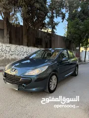  1 بيجو 307 موديل 2006 اصل برايفت فحص نظيف نفض كامل جديد السيارة موجوده في قلقيلية المدينة