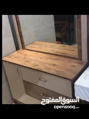  2 موجود جميع الأثاث