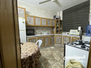  7 عمارة للبيع في وادي الحجر