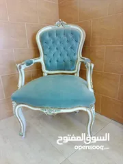  3 طقم كنب دمياطي بحالة ممتازه جدا 9 مقاعد