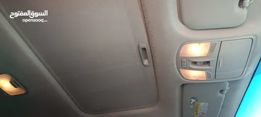  3 كيا ستونيك 2018 أسود فل الفل - فتحة سقف  Kia Stonic - Full option