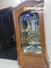  14 كنب ومطبخ للبيع مع برادي