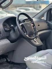  17 HYUNDAI   H1   2019