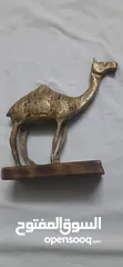  11 جمل نحاس أثري منحوت عليه النحت الاشوري للبيع اقرأ الاعلان