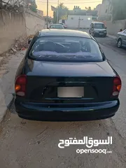  4 دايو لانوس 2002