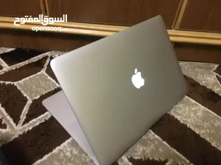  12 Macbook pro 2014 15inch i7 2.5 ghz اكثييييييير قوي ك معالج و البطاريه بتقعد على الاقل ساعتين