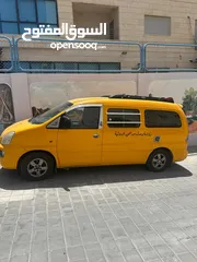  3 باص روضة و مدرسة  هونداي ستاريكس موديل 2007 يتسع 10 ركاب للبيع