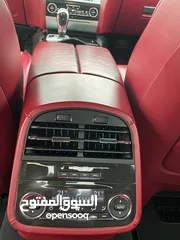  14 Maserati Quattroporte