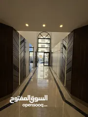  2 شقة دوبلكس 190 متر + ترس 70 متر  / طريق المطار خلف جامعة البتراء