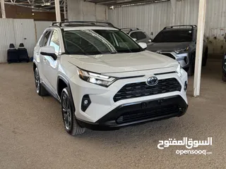  8 تويوتا راف فور ((2024)) XLE بريميوم، فل كامل، فحص كامل، فورويل، بطارية ليثيوم، حرة، بحالة الوكالة..