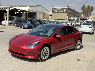  2 تسلا MODEl مج 3 موديل 2021 ستاندر بلس خمري داخل ابيض بحالة الوكاله فحص كامل حرره