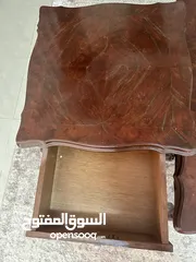  4 طاولة وسط مع جانبيات