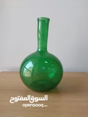  1 Emerald Green Glass Vase – Round Vintage-Style Decor Accent