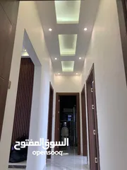  13 شقق فاخرة للبيع مساحات 184م