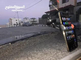  7 حمالت هاتف. الأصلي للسياره للبيع بسعر مغري